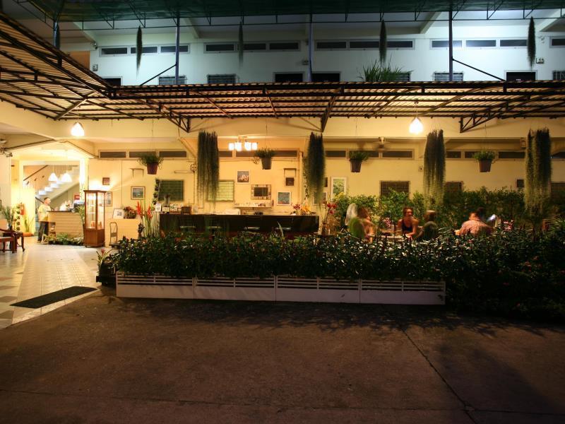 Rajata Hotel Banguecoque Exterior foto